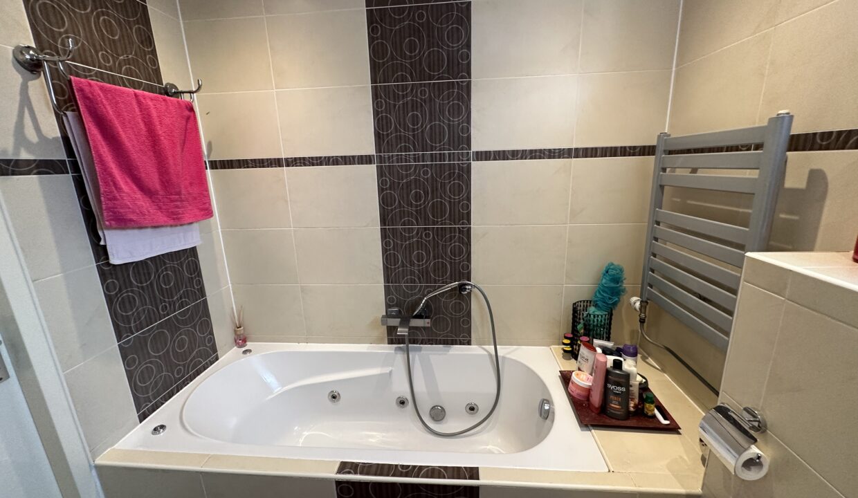 original-1682236888-19