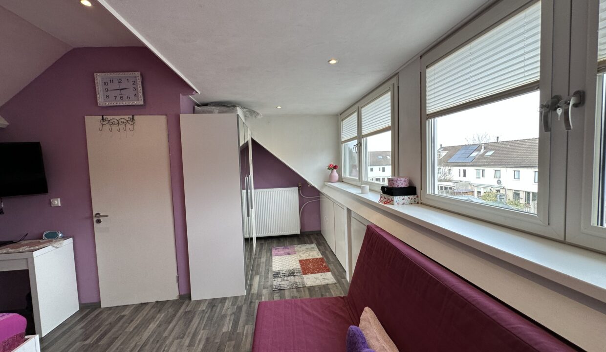 original-1682237280-25